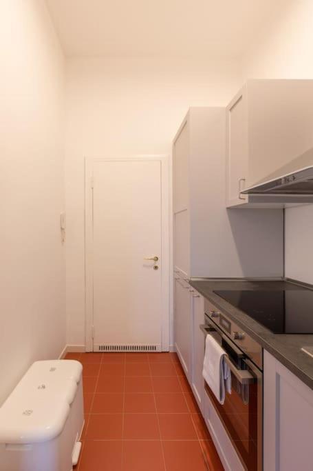 ミラノElegante Bilocale Porta Genova - Mirable Pmアパートメント エクステリア 写真